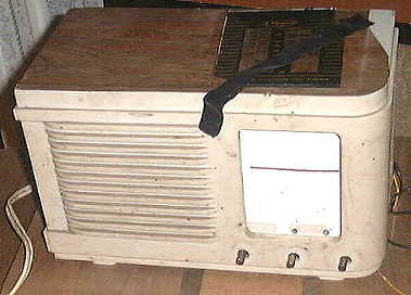 Clipper radio before restoration