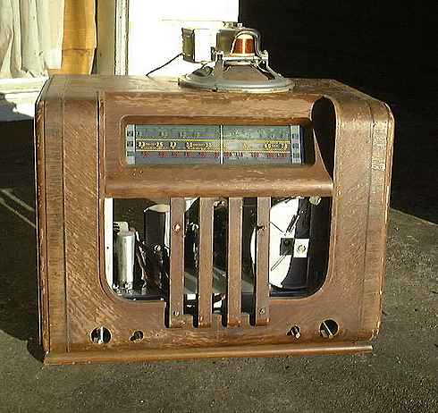 Philco model 722 Radio